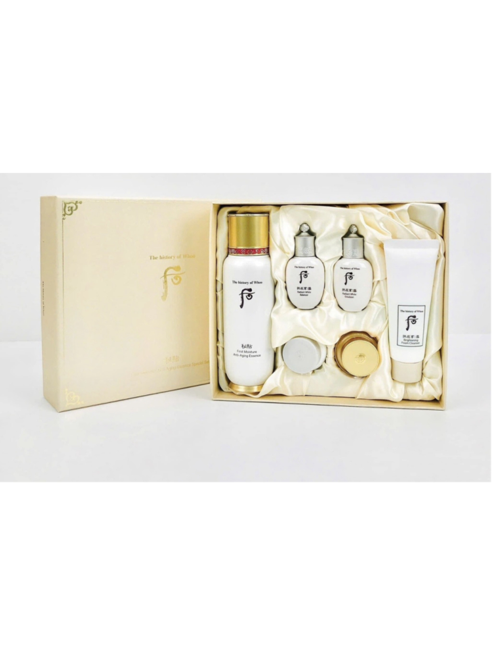 The history of Whoo Bichup First Moisture Anti-Aging Essence 130ml Special Set